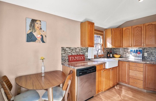 West Side Casa | Embrace style-comfort @JazzyHome 03