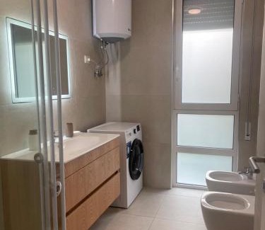Ishem Apartamento | EME APARTMENTS - Kompleksi San Pietro, Gjiri i Lalzit