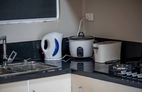 Suva Apartamento | Emerald Airbnb Apartment 8