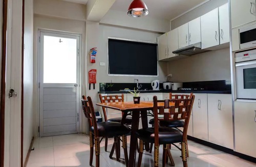 Suva Apartamento | Emerald Airbnb Apartment 8