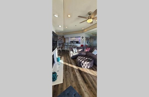 Lake Ozark Apartamento | Emerald Bay 3br with boat slip
