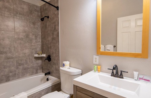 Tahoe Island Cabina | Emerald Bay Lodge