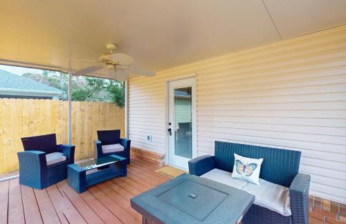 Gulf Breeze Casa | Emerald Coast Getaway