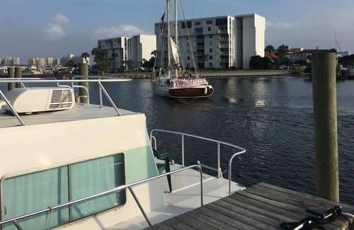 Fort Walton Beach Alquiler De Eote | Emerald Coast Houseboat