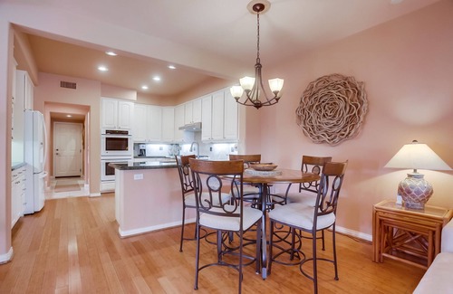La Jolla Mesa Casa | Emerald Cove - 2 Bedroom La Jolla Home with Amazing Ocean Views
