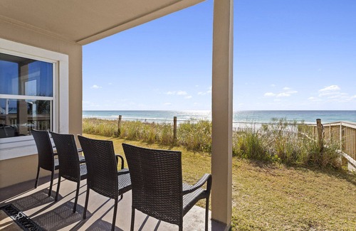 Crystal Beach Condominio | Emerald Dunes 105 - Crystal Beach, frente al golfo, piscina comunitaria, servicio de playa gratuito.