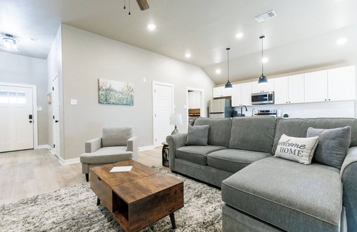 Lubbock Casa | Emerald Escape: 3 bed w/ hot tub