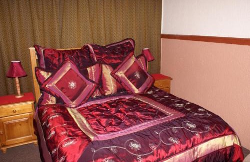 Kempton Park Casa | Emerald Guesthouse