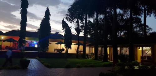 Kampala Hotel | Emerald Hotel Kampala