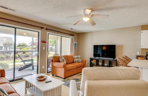 Emerald Isle Apartamento | Emerald Isle Condo Near Beach with Screened Porch!