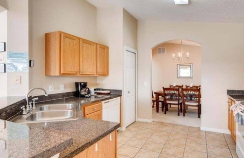 West Kissimmee Villa | Emerald Magic - 5 Br W/Private Pool -near Disney 5 Bedroom Villa