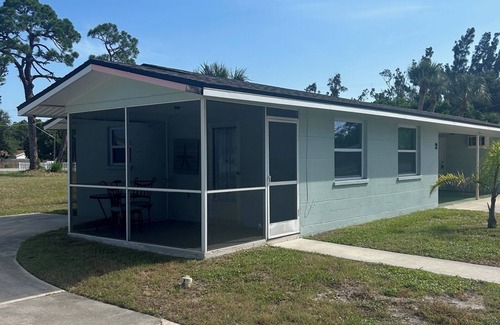 Englewood Cabaña | Emerald Palms Unit 2