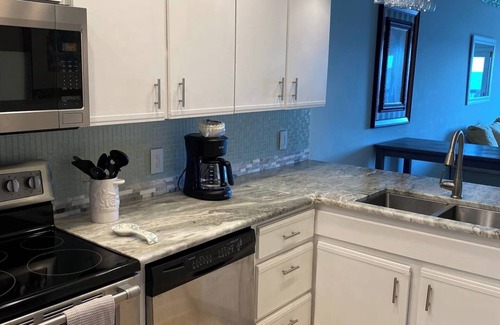 Bel Air Condominio | Emerald Surf on the beach