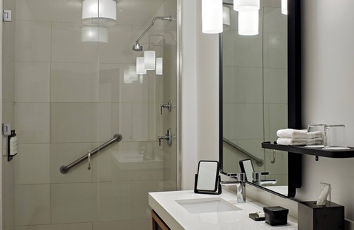 Downtown West Hotel | Emery, Autograph Collection Hotel
