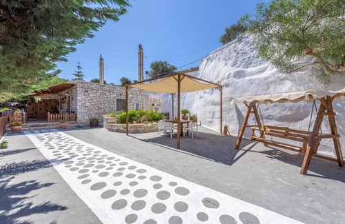 Milos Casa | Emilia's Little Farmhouses