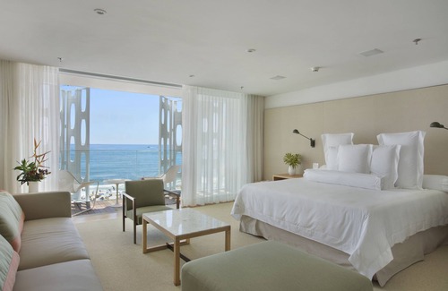 Copacabana Hotel | Emiliano Rio