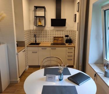 Dornumergrode Apartamento | Emily's Deichbude in einer historischen Villa in Dornumersiel