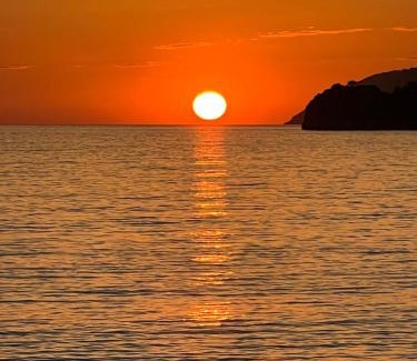 Himare Hotel | Emily’s Hotel