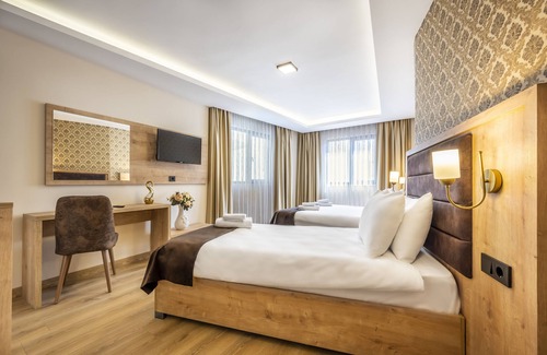 Fatih Hotel | Emin Palace