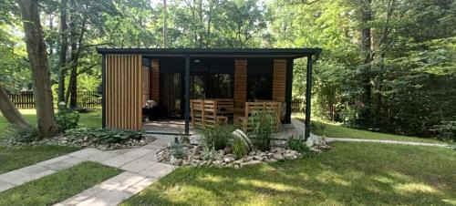 Hrastnik Casa | Emina Hiška