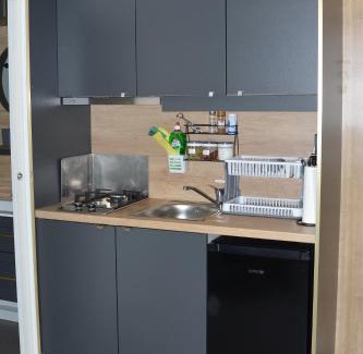 Hrastnik Casa | Emina Hiška