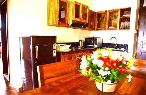 Nuwara Eliya Hotel | Emirates Luxury Apartments