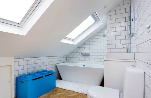 Askew Casa | Casa de Chiswick recientemente diseñada con jardín y terraza en la azotea (Veeve)