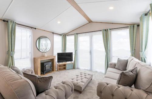 Holworth Casa | Emma's Sea View 2-bedroom caravan at Durdle Door near Wareham Dorset