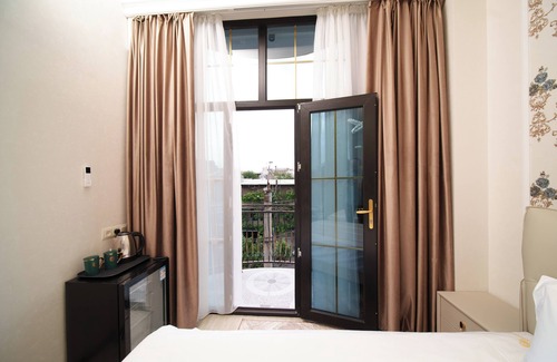 Erebuni Hotel | Emmanuel Hotel Yerevan