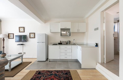 Greater Johannesburg Metropolitan Area Casa | Emmarentia Guest house