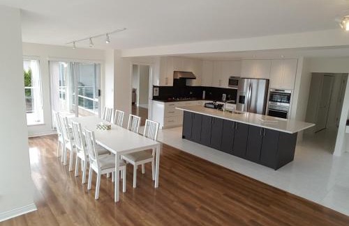 Upper Lonsdale Cama Y Desayuno | Emperial Suites