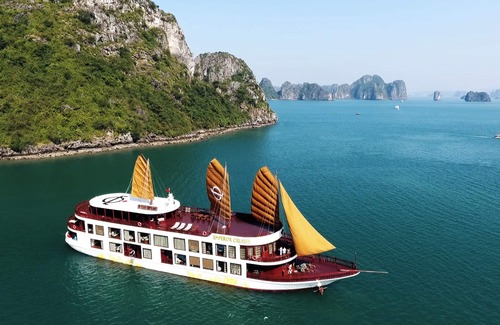Ha Long Alquiler De Eote | Emperor Cruise Legacy Halong Bay (unique & authentic experience)