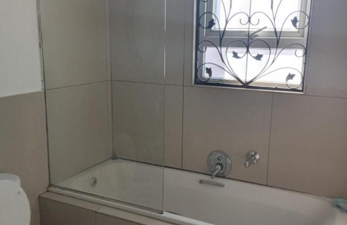 Trawal Casa | Emperor Guest House