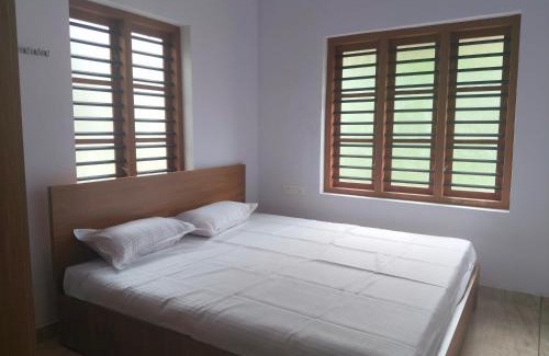 Sulthan Bathery Apartamento | Empire Life Pool Villa