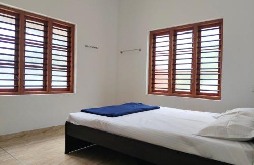 Sulthan Bathery Apartamento | Empire Life Pool Villa