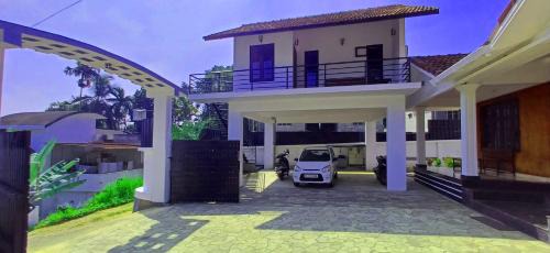 Vayittiri Villa | Empire Single Bedroom Villa with Common Pool