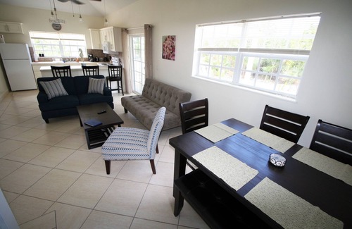 Whitby Villa | Empyrean - Tangerine - Nueva construcción en Whitby, North Caicos