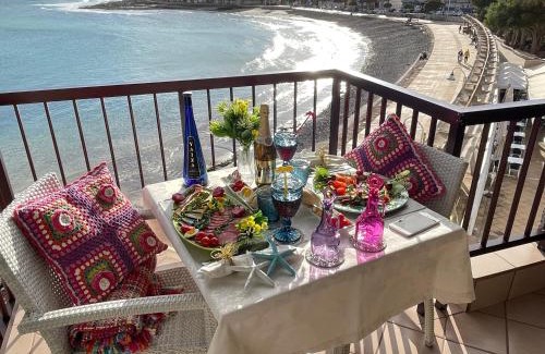 Playa de Arinaga Apartamento | EmyCanarias Primera Línea De Playa