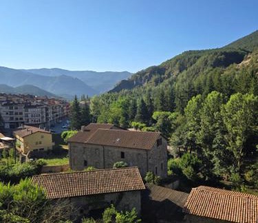 Baga Apartamento | En el corazón de Bagà, precioso pueblo medieval