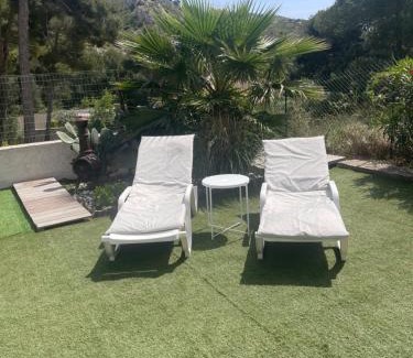 Niolon Cama Y Desayuno | En Plein cœur des calanques à 800 m de la mer