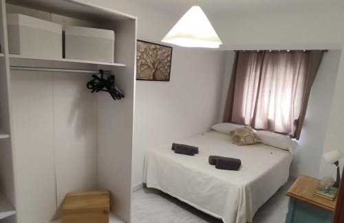 La Línea de la Concepción Casa | En Poniente