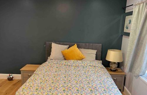 Hillingdon Apartamento | En-suite Double Room - Private Entrance & Free Parking
