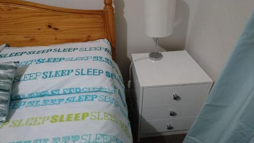Harlington Casa | En suite shower room Double room with 1 double deyr