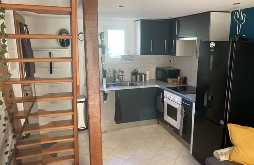 La Madeleine Casa | EN Ville: Maison Avec Jardin et Jacuzzi