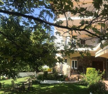 Loutraki Hotel | Enastron Hotel