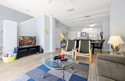 Sunset Lakes Casa | Encantada Resort | 10 minutes to Disney w/ Pool