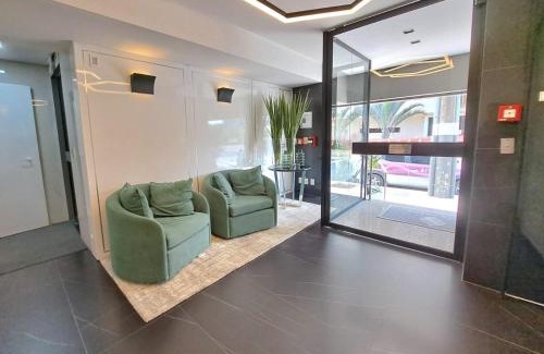 Centro Apartamento | Encantador! 3 Suítes, Vista, Finamente Mobiliado
