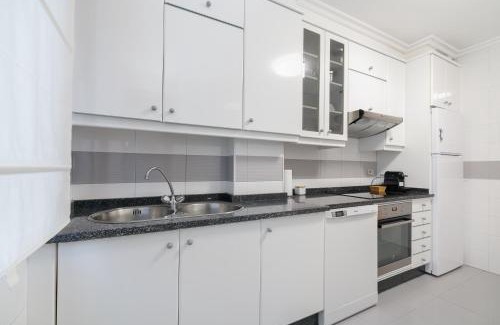 Vigo Apartamento | Encantador piso con parking by CABANA Rentals