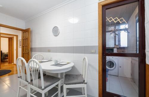 Vigo Apartamento | Encantador piso con parking by CABANA Rentals