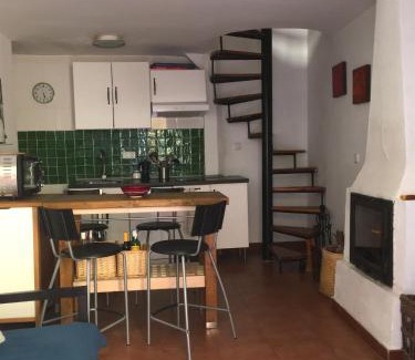 Piedralaves Casa | Encantadora casa en centro Piedralaves